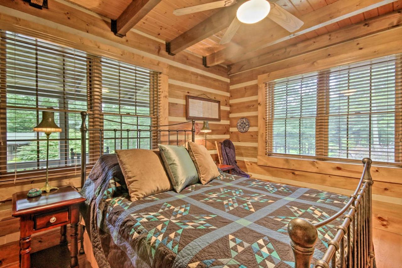 Creekside Berkeley Springs Cabin On 35 Acres! 外观 照片