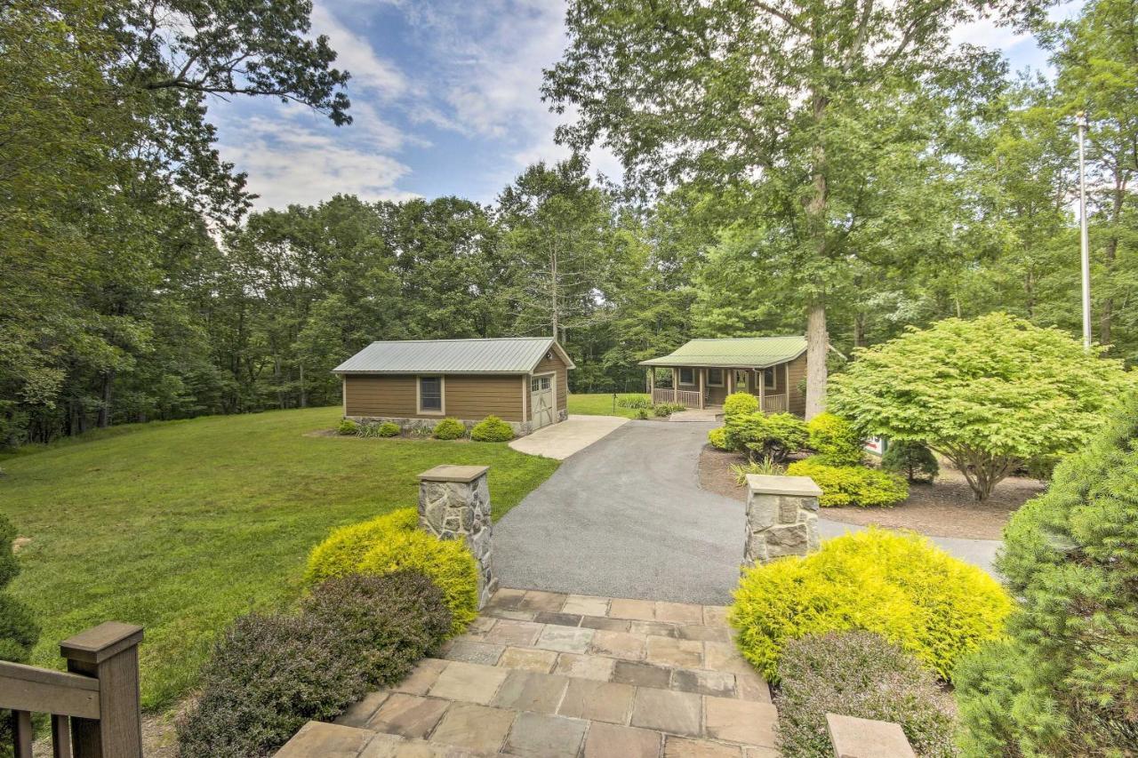 Creekside Berkeley Springs Cabin On 35 Acres! 外观 照片