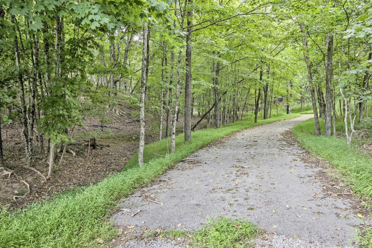 Creekside Berkeley Springs Cabin On 35 Acres! 外观 照片